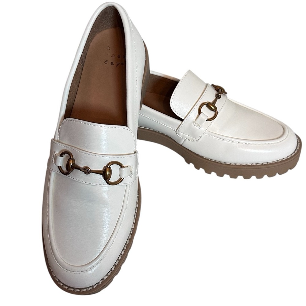 A NEW DAY Danica Loafer Platform Shoes Flats Women's Size 6.5 White